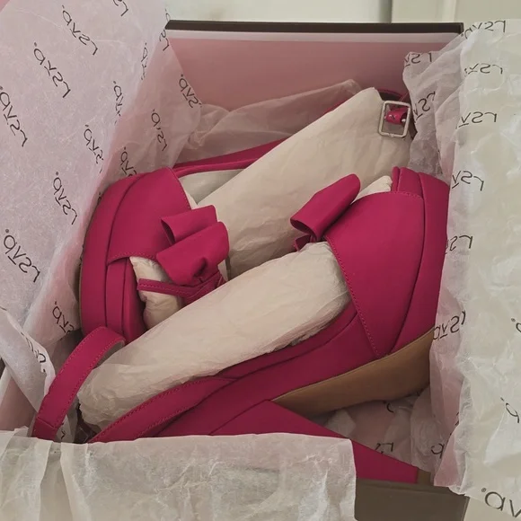 Rsvp Fuchsia satin heels - Picture 3 of 11